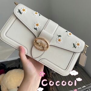 NWT Authentic Coach Georgie Shoulder Bag With Daisy Embroidery OUT OF PRINT